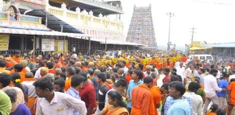 Live Chennai Aadi Krithigai Theppa Thiruvizha At Tiruttani Lord Live Chennai Aadi Krithigai Theppa Thiruvizha At Tiruttani Lord