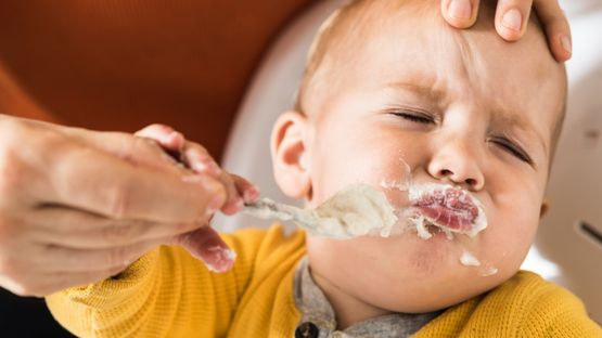 Best Foods to Introduce to Babies Between 6 and 9 Months