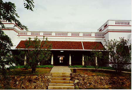 Dakshina Chitra